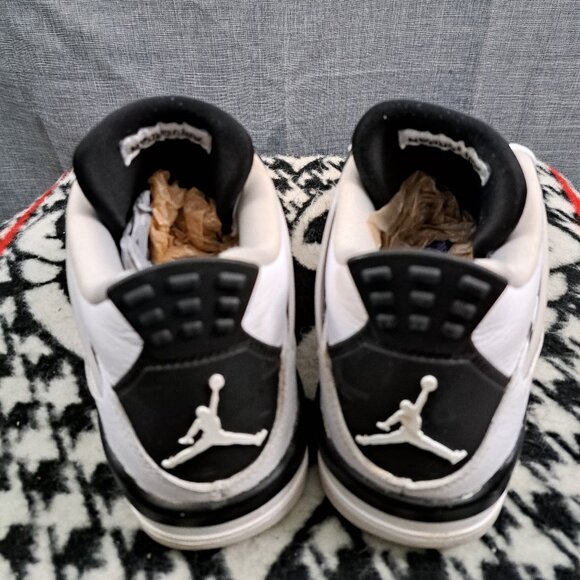 Size 6.5Y Nike Air Jordan 4 Retro Mid Military Black - Picture 11 of 16